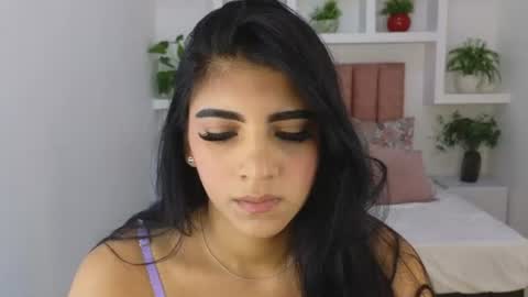 Snapshot of maiaa_ruiz chatting on 06/16/26, 02:09 Maiaa Ruiz online show from 06/16/26, 02:09