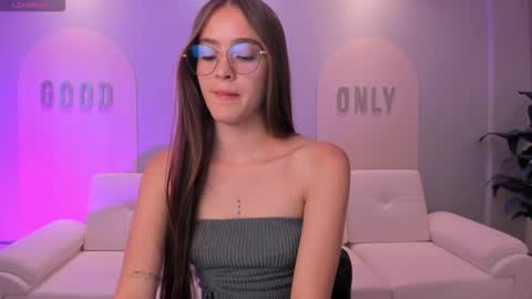  Maia  online show from 09/09/25, 06:18