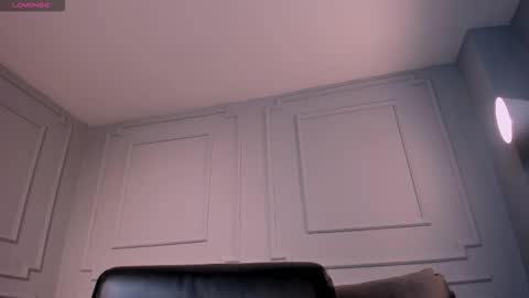  Maia  online show from 11/22/25, 06:40