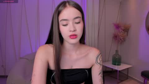  Maia  online show from 04/25/26, 07:55