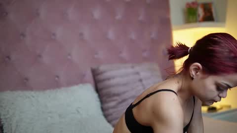 Snapshot of maiamini chatting on 03/14/26, 10:48 Maia online show from 03/14/26, 10:48