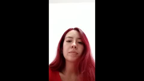 Snapshot of maiarosse_ chatting on 02/14/25, 07:17 MaiaRosse  online show from 02/14/25, 07:17
