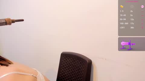 Snapshot of maibys_cute chatting on 02/20/25, 11:42 maibys online show from 02/20/25, 11:42