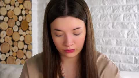 Lucy online show from 11/02/25, 02:03