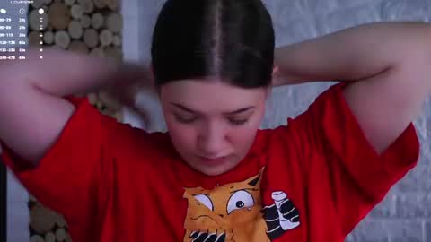 Lucy online show from 06/25/26, 03:06