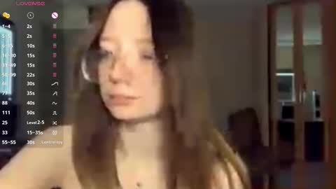 Elina online show from 12/17/25, 03:51