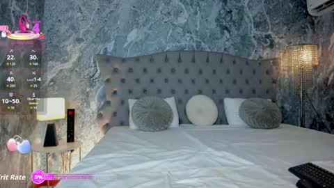 Snapshot of maiia_cute chatting on 03/04/26, 02:39 Maiia Cute online show from 03/04/26, 02:39