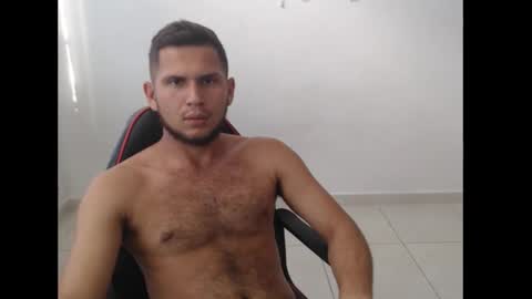 Snapshot of maik_135 chatting on 10/10/25, 08:08 maicol online show from 10/10/25, 08:08