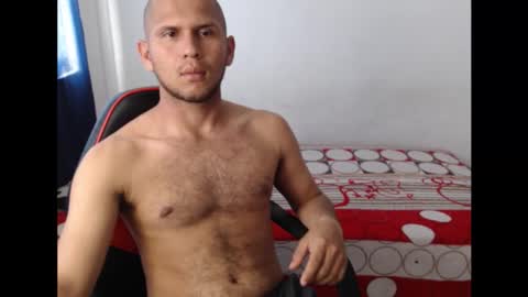 Snapshot of maik_135 chatting on 10/20/25, 02:28 maicol online show from 10/20/25, 02:28