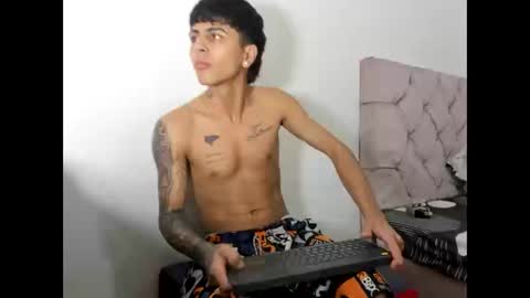Snapshot of maikdemon_ chatting on 06/08/26, 10:43 maikdemon_ online show from 06/08/26, 10:43