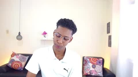 I am Maik online show from 02/12/25, 05:48