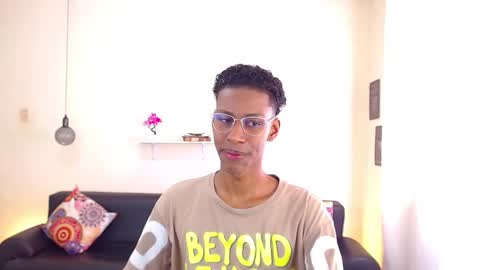 I am Maik online show from 02/25/25, 02:00