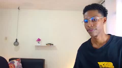 I am Maik online show from 03/01/25, 05:16