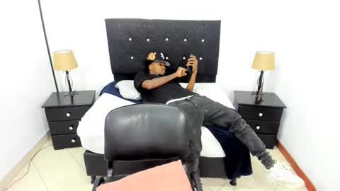 Snapshot of maikol_monstercock chatting on 09/09/25, 03:50 M A I K O L -- M O N S T E R C O C L online show from 09/09/25, 03:50