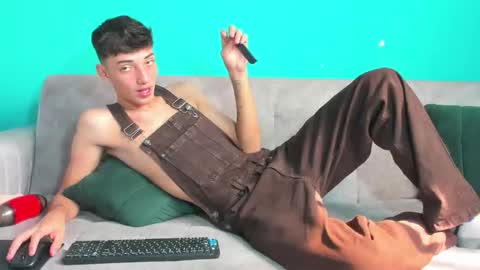 Maikol online show from 02/12/26, 03:18