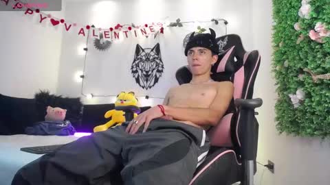 Maiky Cooper online show from 02/15/25, 07:49