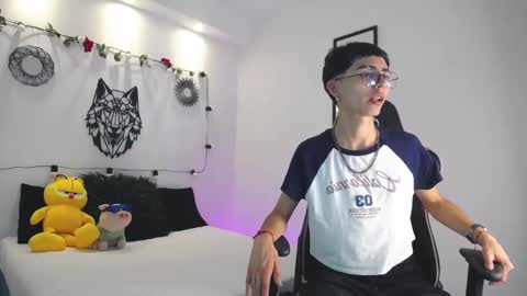 Maiky Cooper online show from 02/20/25, 06:13