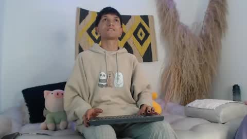 Maiky Cooper online show from 03/04/25, 04:06