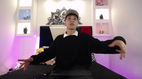 Maiky Cooper online show from 03/09/25, 08:40