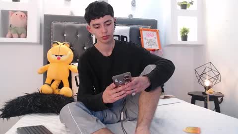 Maiky Cooper online show from 03/12/25, 04:19