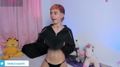 Snapshot of maiky_cooper01 chatting on 03/06/26, 10:39 maiky_cooper01 online show from 03/06/26, 10:39