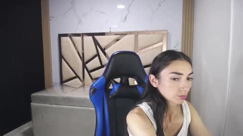 Maily online show from 11/19/25, 02:55