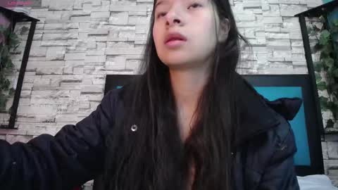 Snapshot of maily_can chatting on 09/13/25, 12:38 MAILY CAN online show from 09/13/25, 12:38