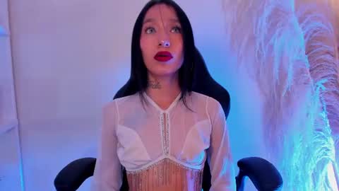 Mailyn  online show from 06/11/26, 12:03