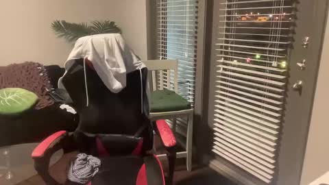 Maira online show from 01/20/25, 01:50
