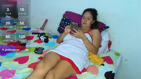 Snapshot of maira_milf chatting on 01/07/26, 11:34 Maira online show from 01/07/26, 11:34