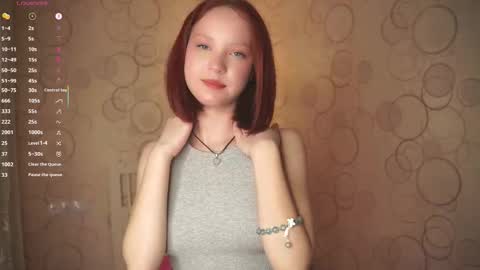 Snapshot of maisiemiller chatting on 11/26/25, 04:19 Maisie online show from 11/26/25, 04:19