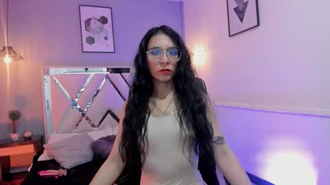 Camila  online show from 11/16/25, 03:01