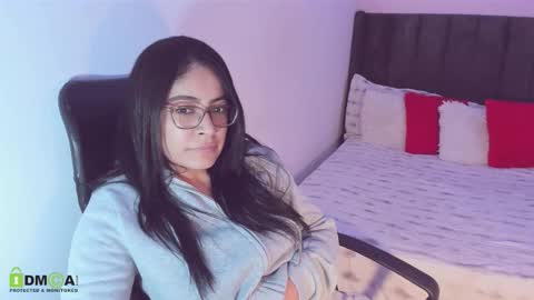 Snapshot of maite_kanes chatting on 10/23/25, 03:39 Maite online show from 10/23/25, 03:39