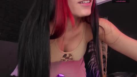 maite_smith69 online show from 09/09/25, 12:26