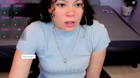 MAITE STONE1 online show from 10/12/25, 03:27