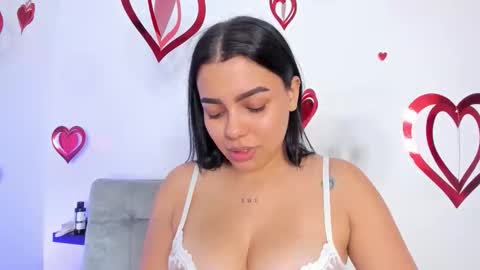 mai  online show from 02/11/26, 03:00