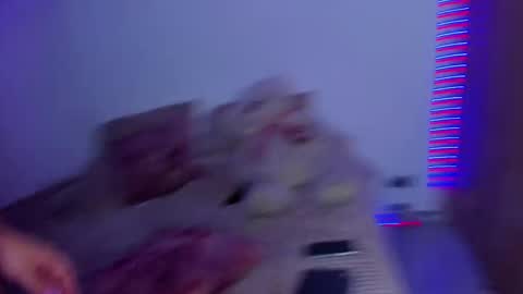 Snapshot of majo_gallego chatting on 02/27/26, 01:49 majito online show from 02/27/26, 01:49