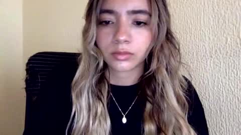 majo_gomezz online show from 03/31/26, 09:26