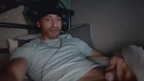 Snapshot of majorb121 chatting on 12/31/24, 06:57 majorb121 online show from 12/31/24, 06:57