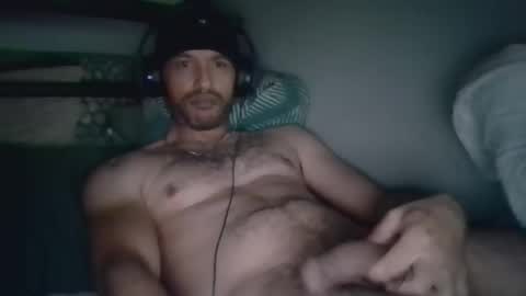 Snapshot of majorb121 chatting on 02/11/25, 08:20 majorb121 online show from 02/11/25, 08:20