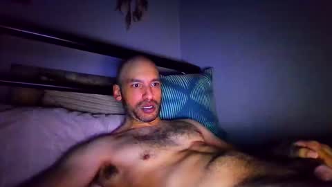 Snapshot of majorb121 chatting on 02/13/26, 12:39 majorb121 online show from 02/13/26, 12:39