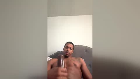 Snapshot of majord7744 chatting on 03/29/26, 09:04 Major D online show from 03/29/26, 09:04