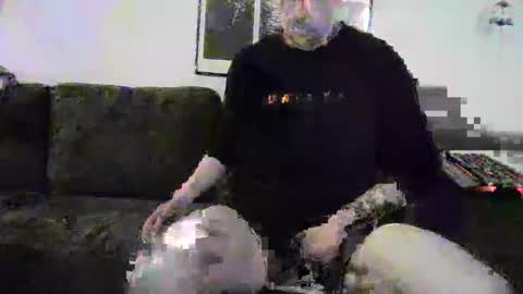 Snapshot of majorxoxo chatting on 04/05/26, 07:55 majorxoxo online show from 04/05/26, 07:55