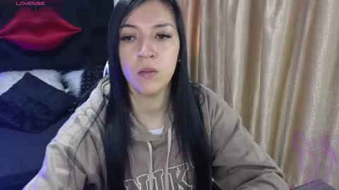 Celeste Bonet  online show from 12/05/25, 11:41