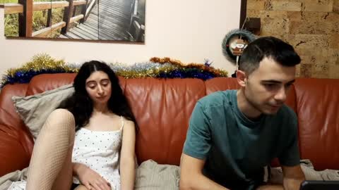 Snapshot of make_me_feel chatting on 12/05/24, 05:06 Lena Ian online show from 12/05/24, 05:06