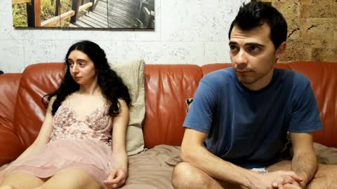 Snapshot of make_me_feel chatting on 04/01/26, 07:33 Lena Ian online show from 04/01/26, 07:33