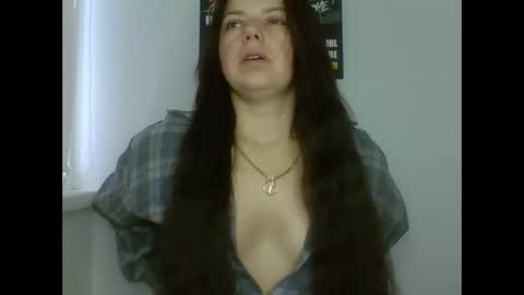 make_mesmile online show from 12/16/25, 07:24