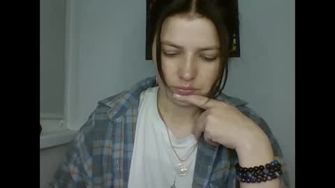 make_mesmile online show from 05/08/26, 06:35