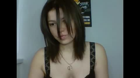make_mesmile online show from 05/13/26, 06:33