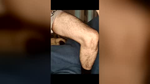 Snapshot of makeumelt690 chatting on 03/22/26, 10:35 makeumelt690 online show from 03/22/26, 10:35